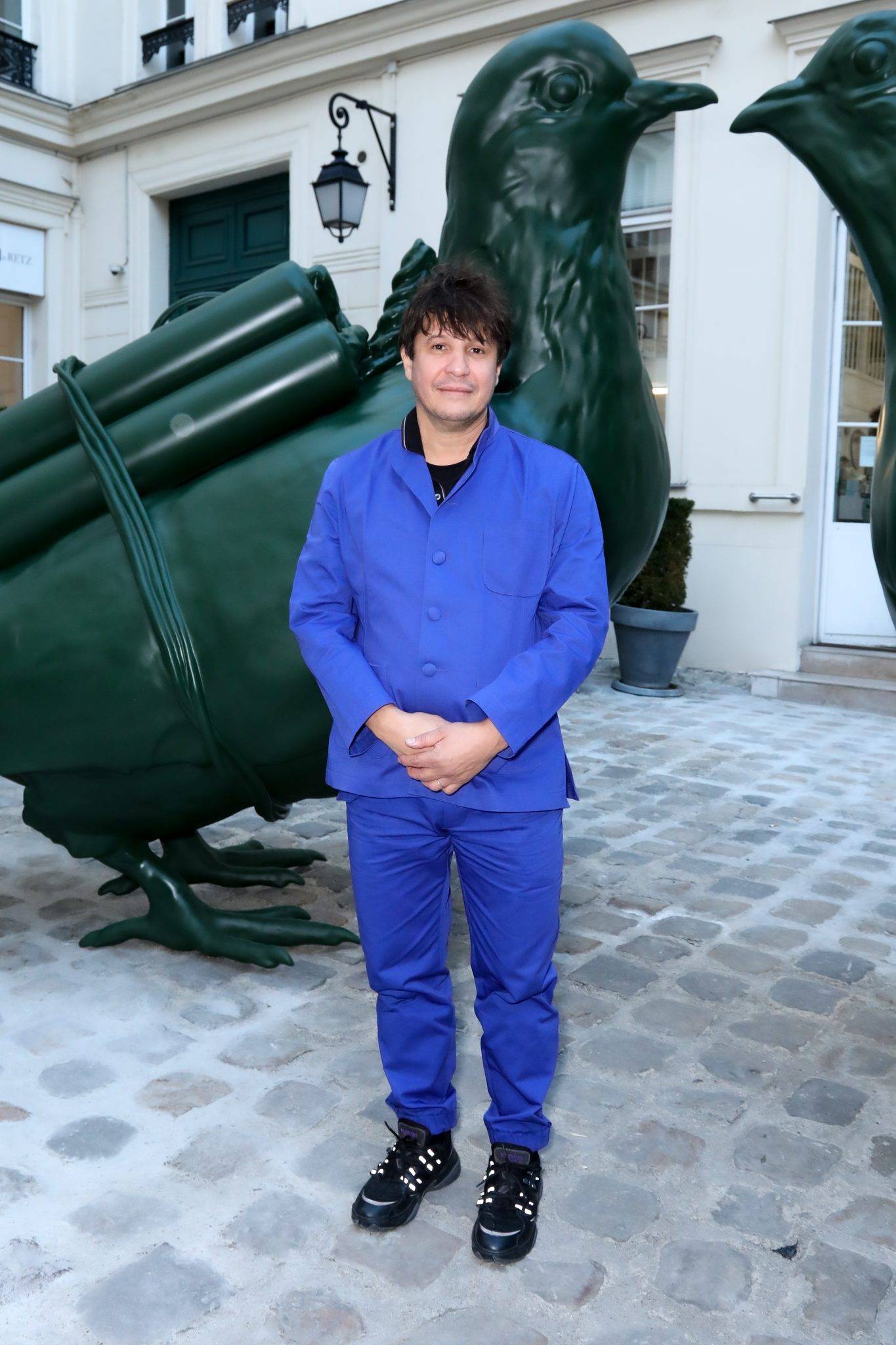  - Adel Abdessemed présente « Die Taubenpost » à Paris