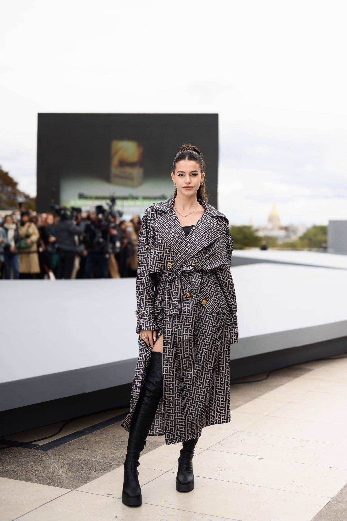  - Fashion Week: Yseult, Luma Grothe and Cindy Bruna walk the runway for L’Oréal Paris