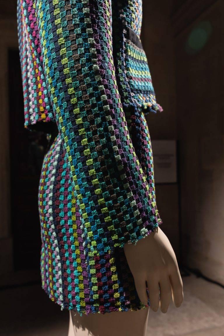 Marine Serre présente sa vision du futur avec « OSTAL24 »