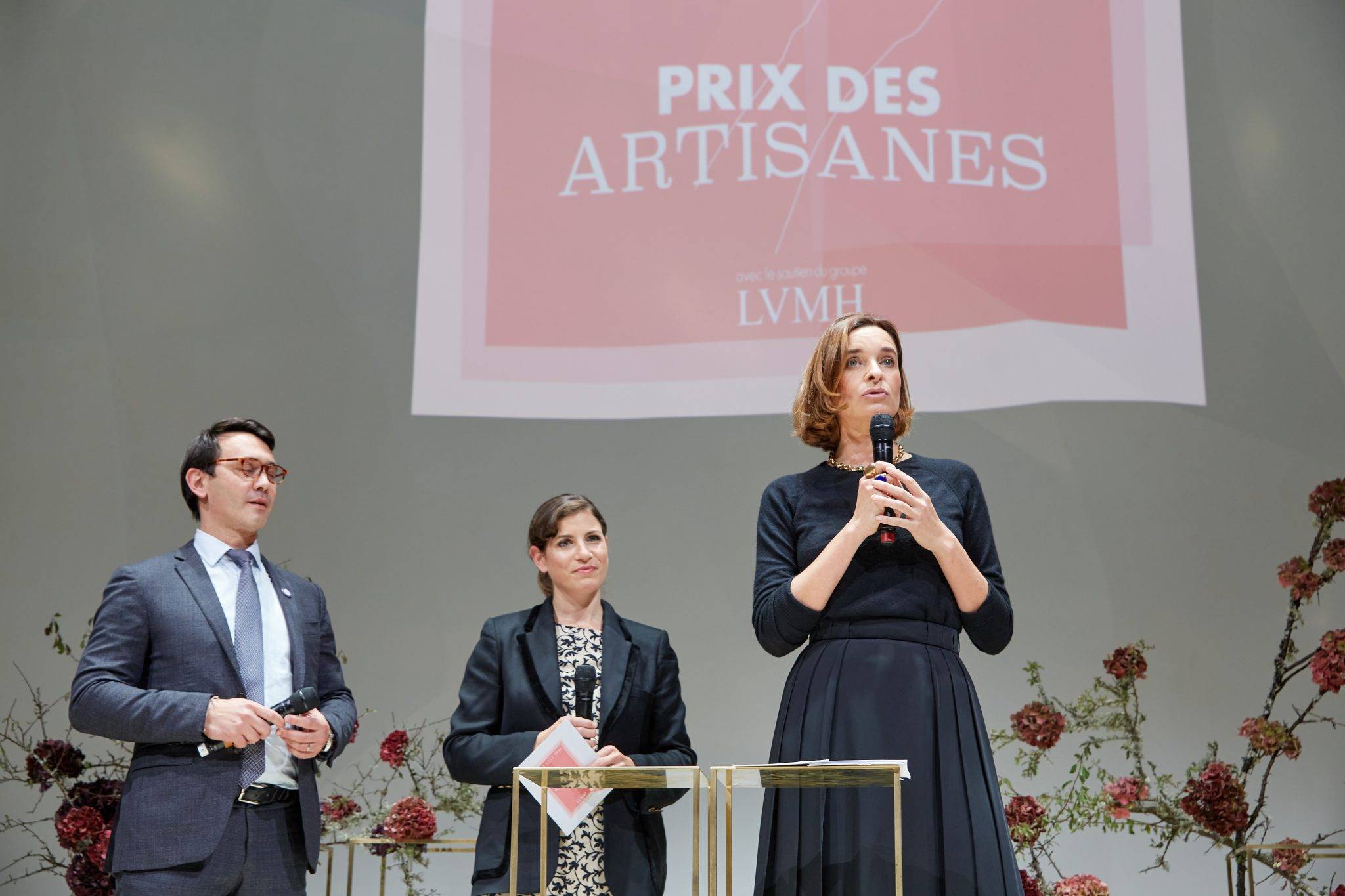  - Le magazine ELLE et LVMH remettent le tout premier Prix des Artisanes