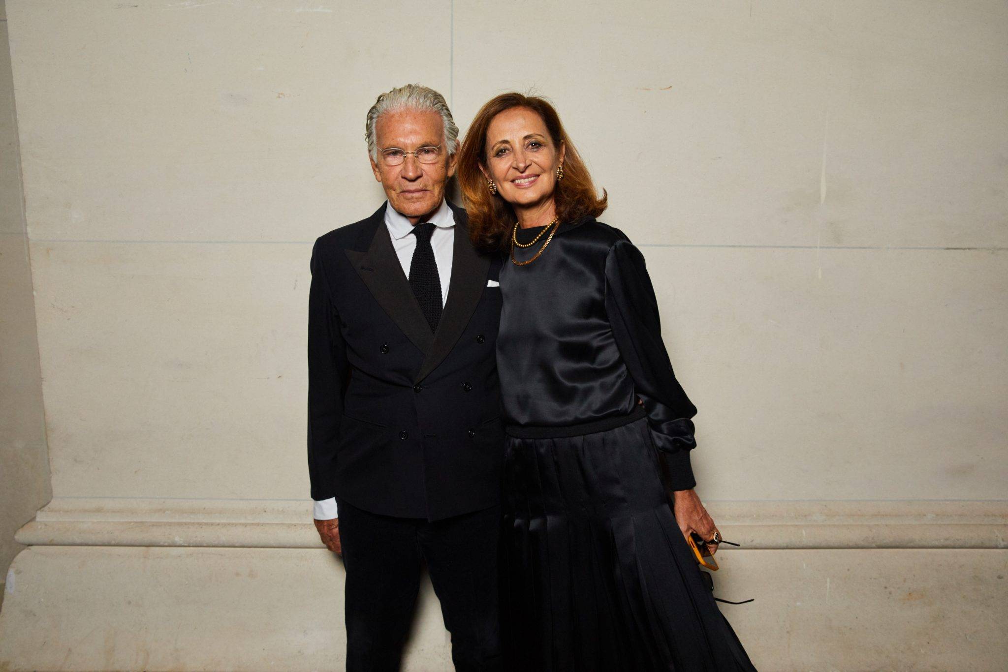  - Catherine Deneuve et Monica Bellucci à la table de Cartier au Musée des Arts Décoratifs