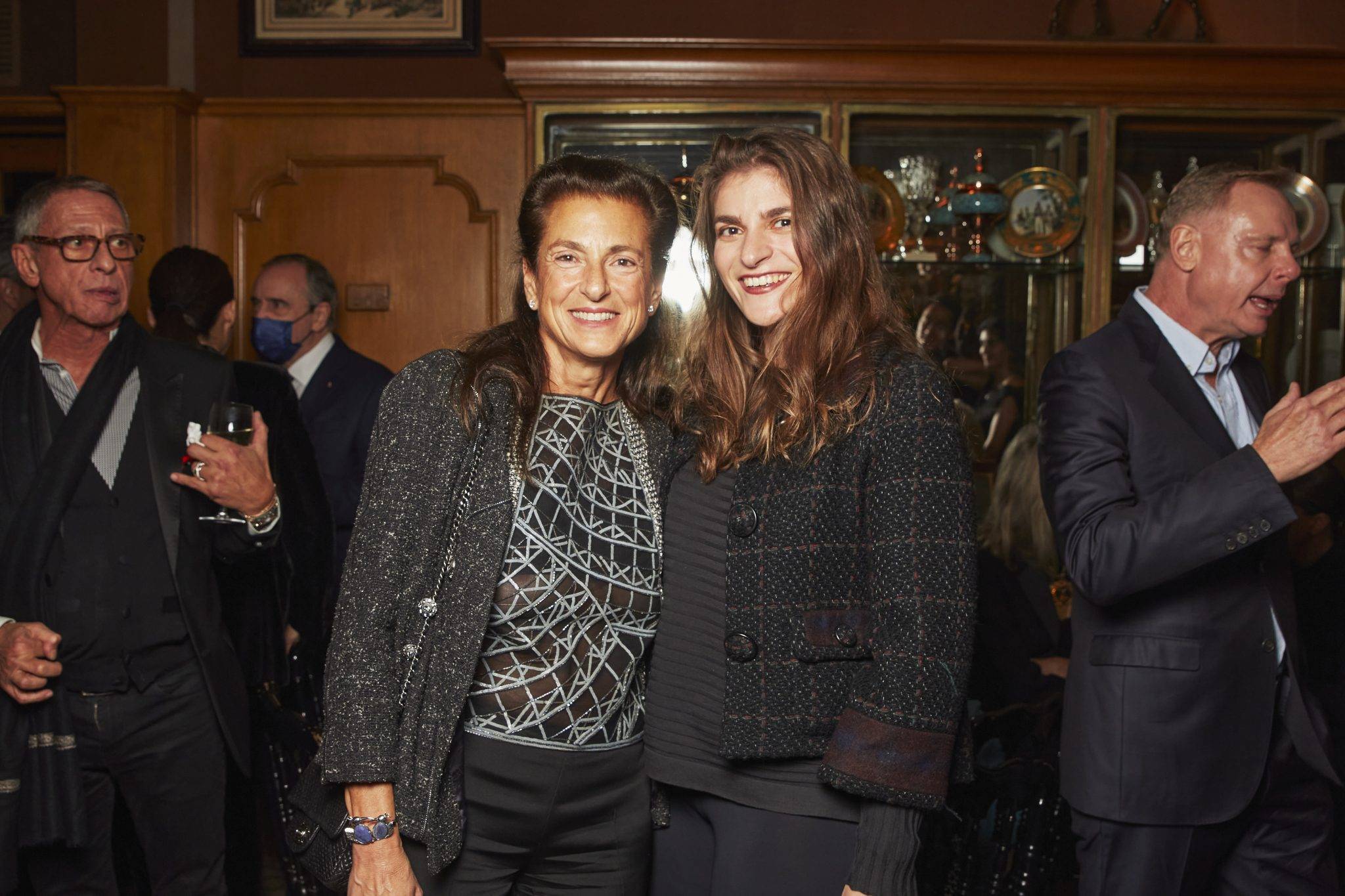  - Cindy Chao becomes a Chevalier de l’Ordre des Arts et des Lettres