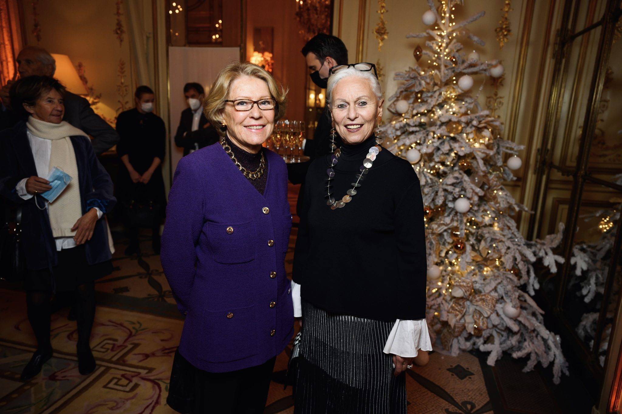  - Daniel Templon reçoit ses insignes d’Officier dans l’Ordre de la Légion d’honneur