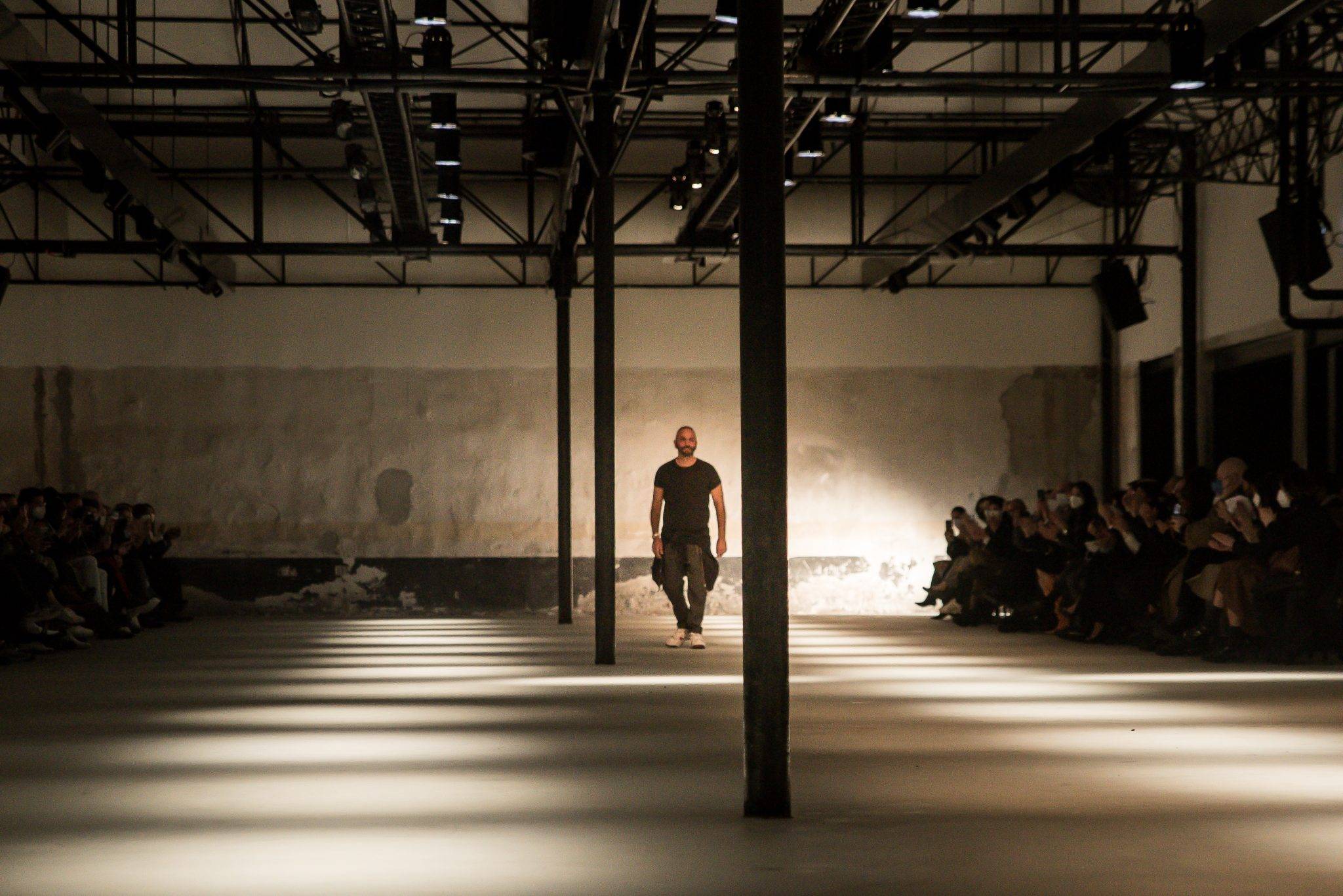  - Milan Fashion Week: Sitting front row at N°21 Fall-Winter 2022/23