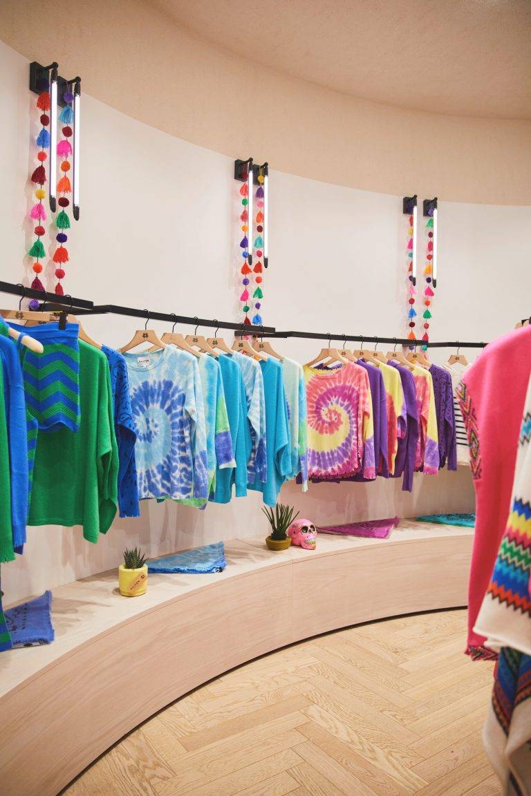 Kujten célèbre le printemps dans sa boutique parisienne