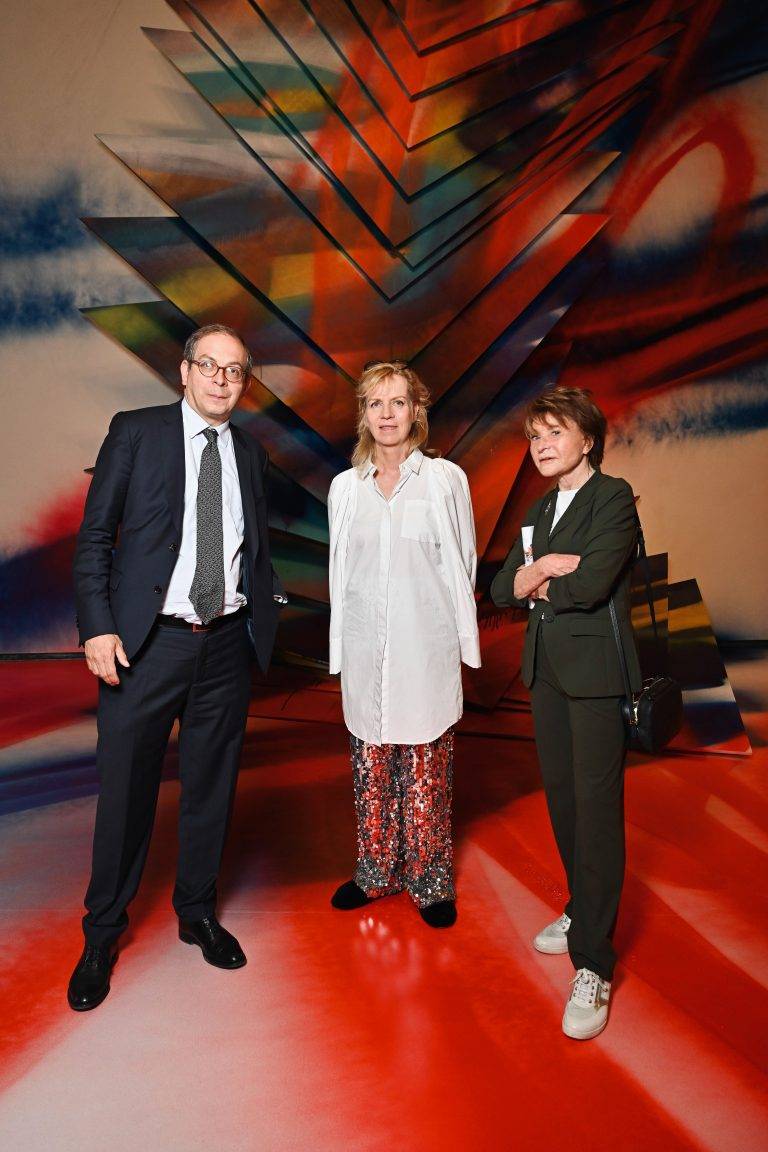  - « La couleur en fugue » : Katharina Grosse investit la Fondation Louis Vuitton