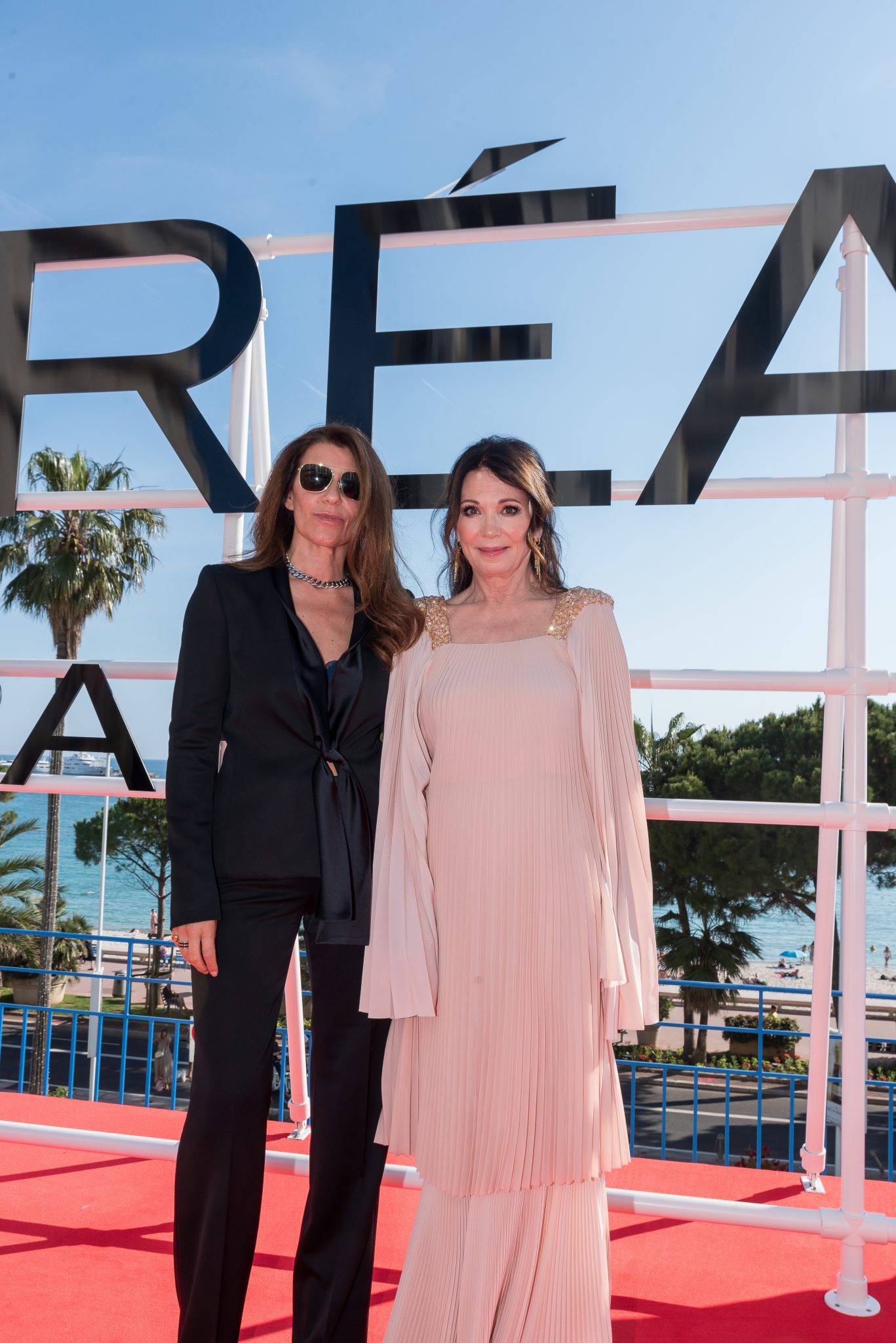  - Andie MacDowell, Elle Fanning and Yseult celebrate the L’Oréal Paris Woman