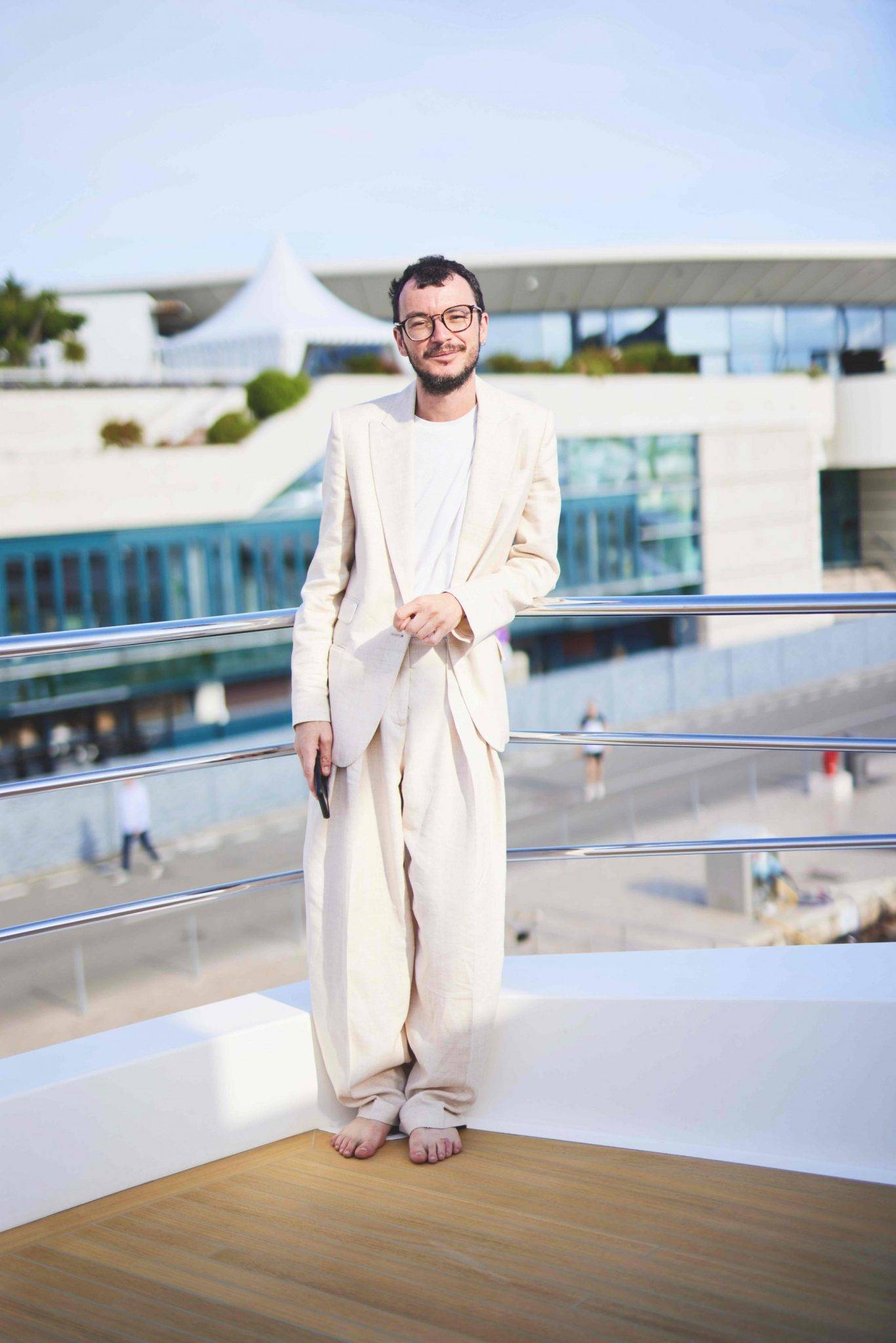  - Les lunettes Moncler mises en lumière par L’Officiel Riviera