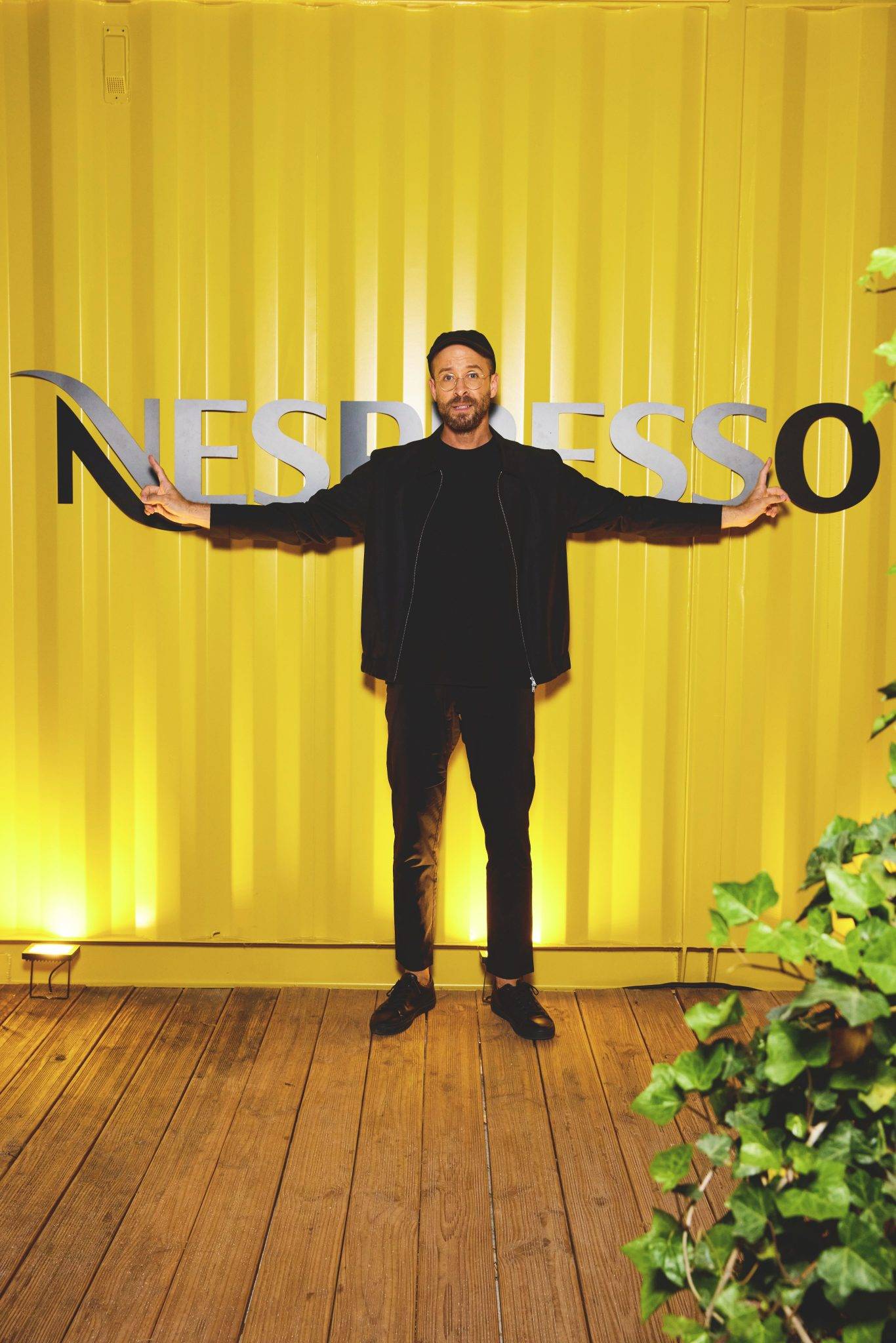 - Alessandro Ambrosio et Nespresso mettent une ambiance brésilienne à Cannes