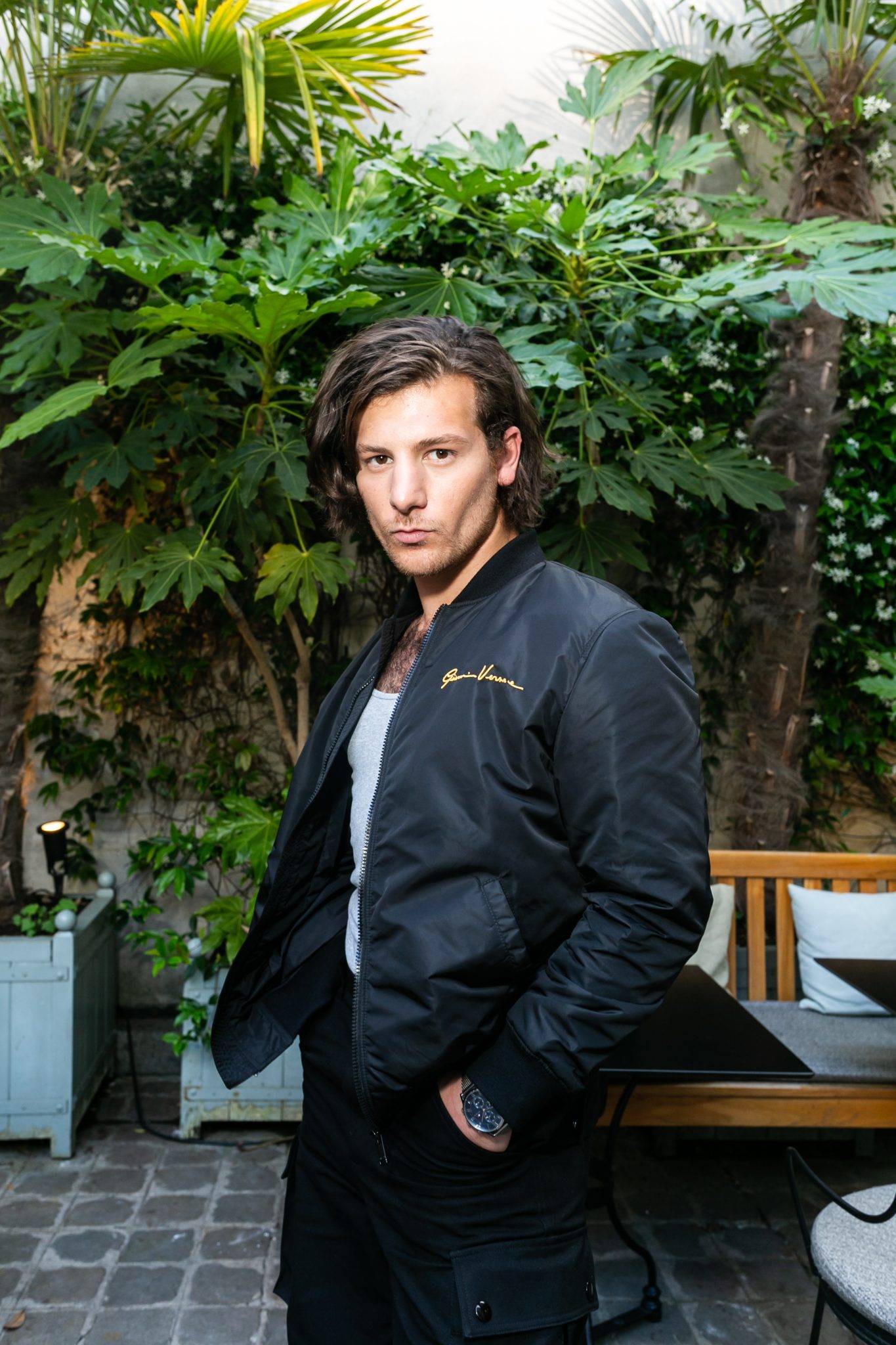  - 24S.com célèbre le gagnant du Prix LVMH, Steven-Stokey Daley