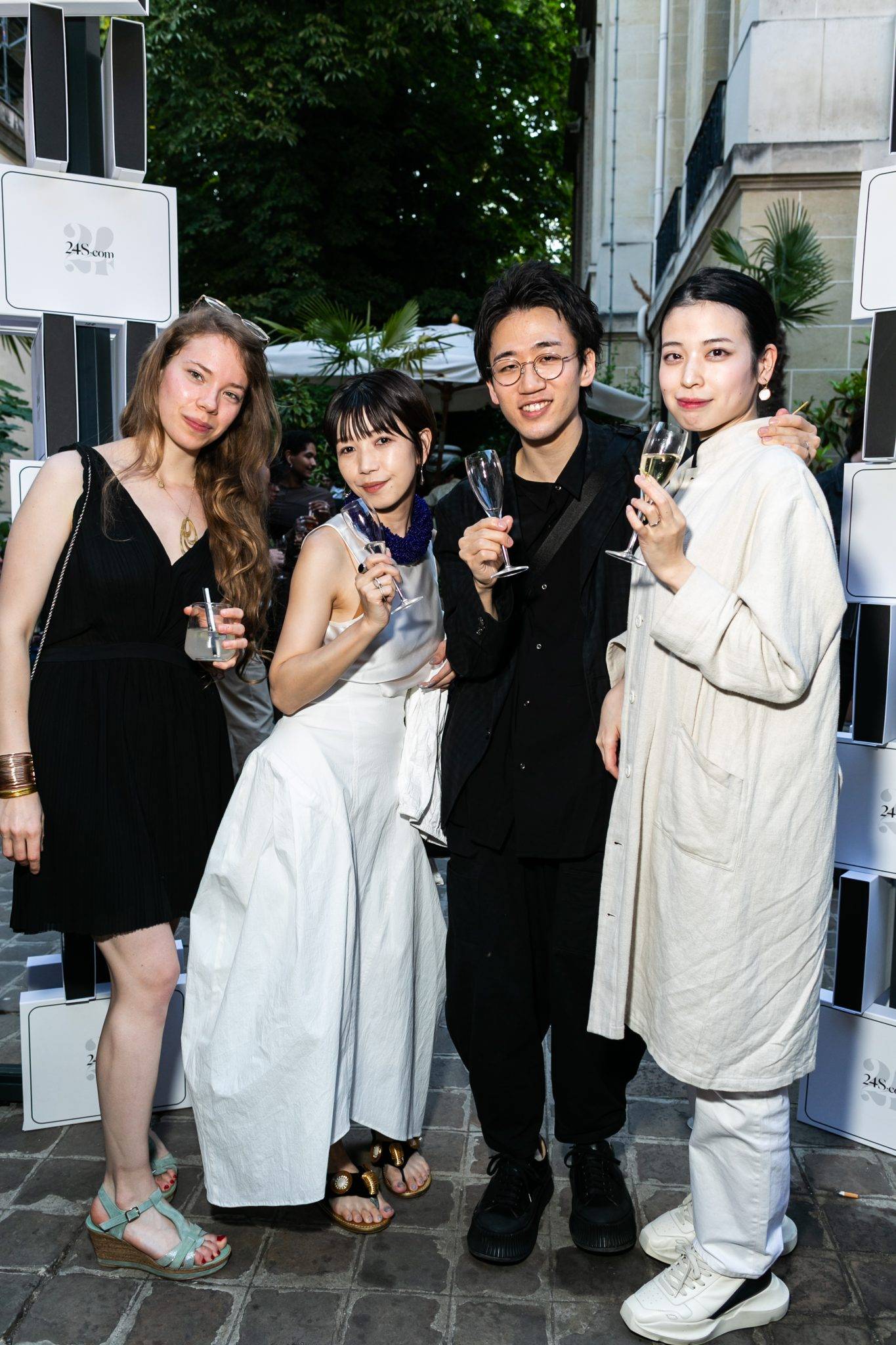  - 24S.com célèbre le gagnant du Prix LVMH, Steven-Stokey Daley