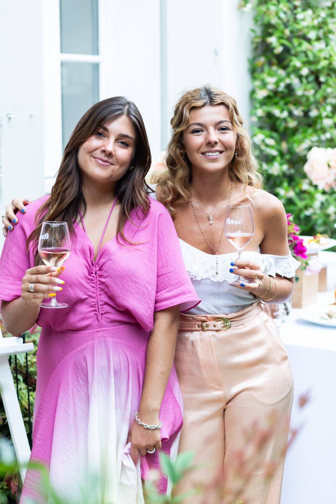  - Cote des Roses s’offre un « Rosé moment » avec Anna Rvr