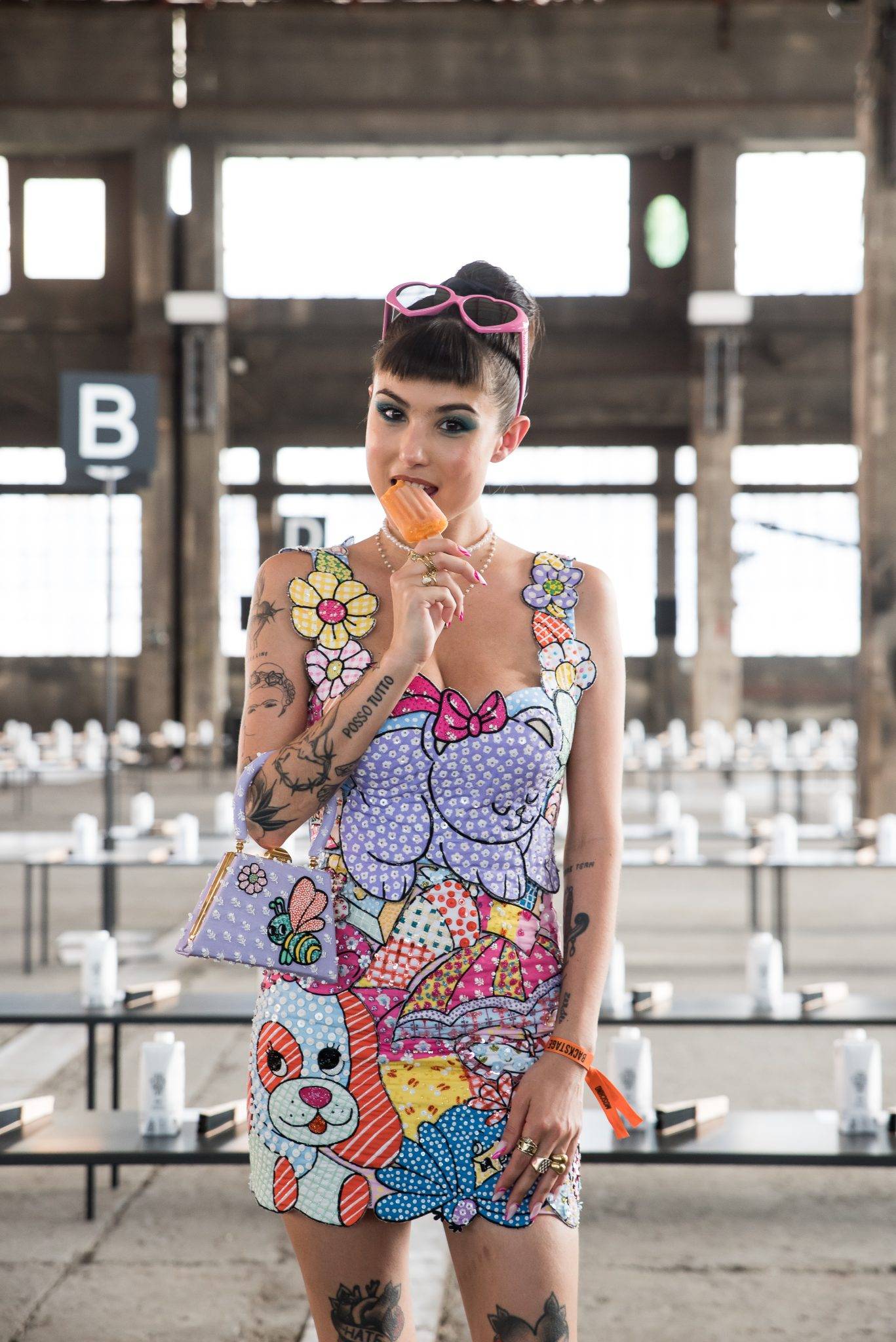  - Tony Viramontes inspire la collection printemps-été 2023 de Moschino