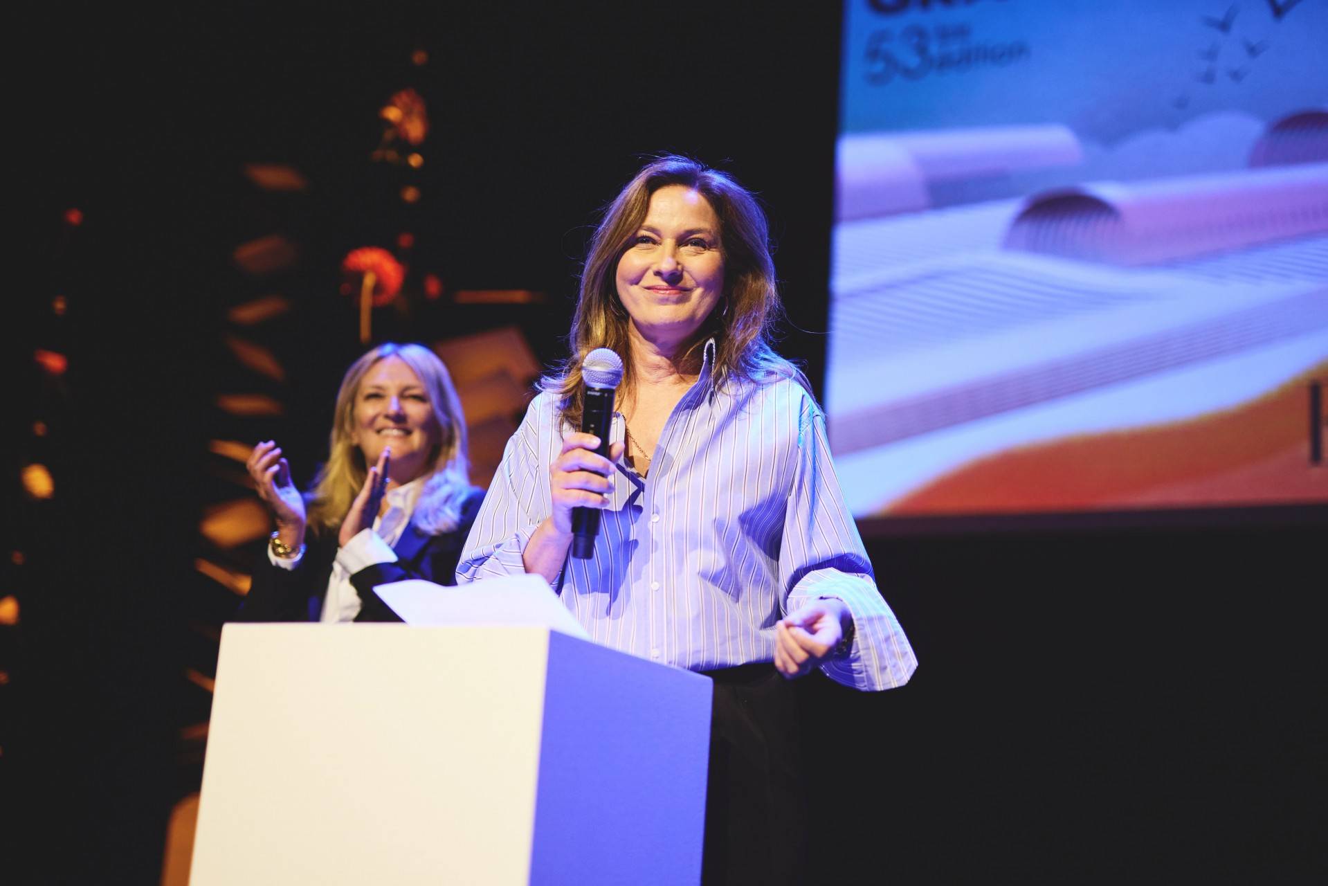  - Festival of Literature: ELLE readers reward their must reads