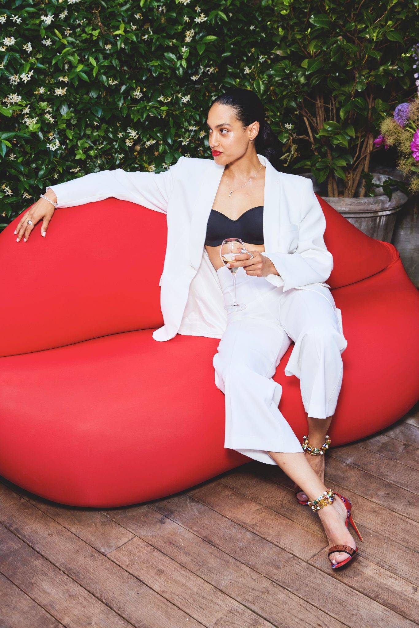  - « Lipstick Night » : Louboutin voit la vie en rouge