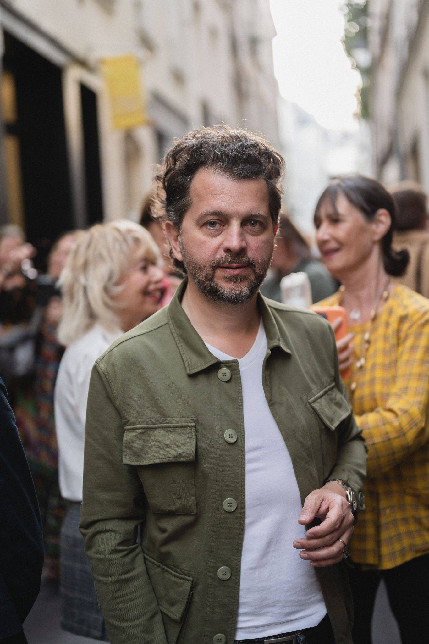  - 60 years later: the iron wall by Christo and Jeanne-Claude revived