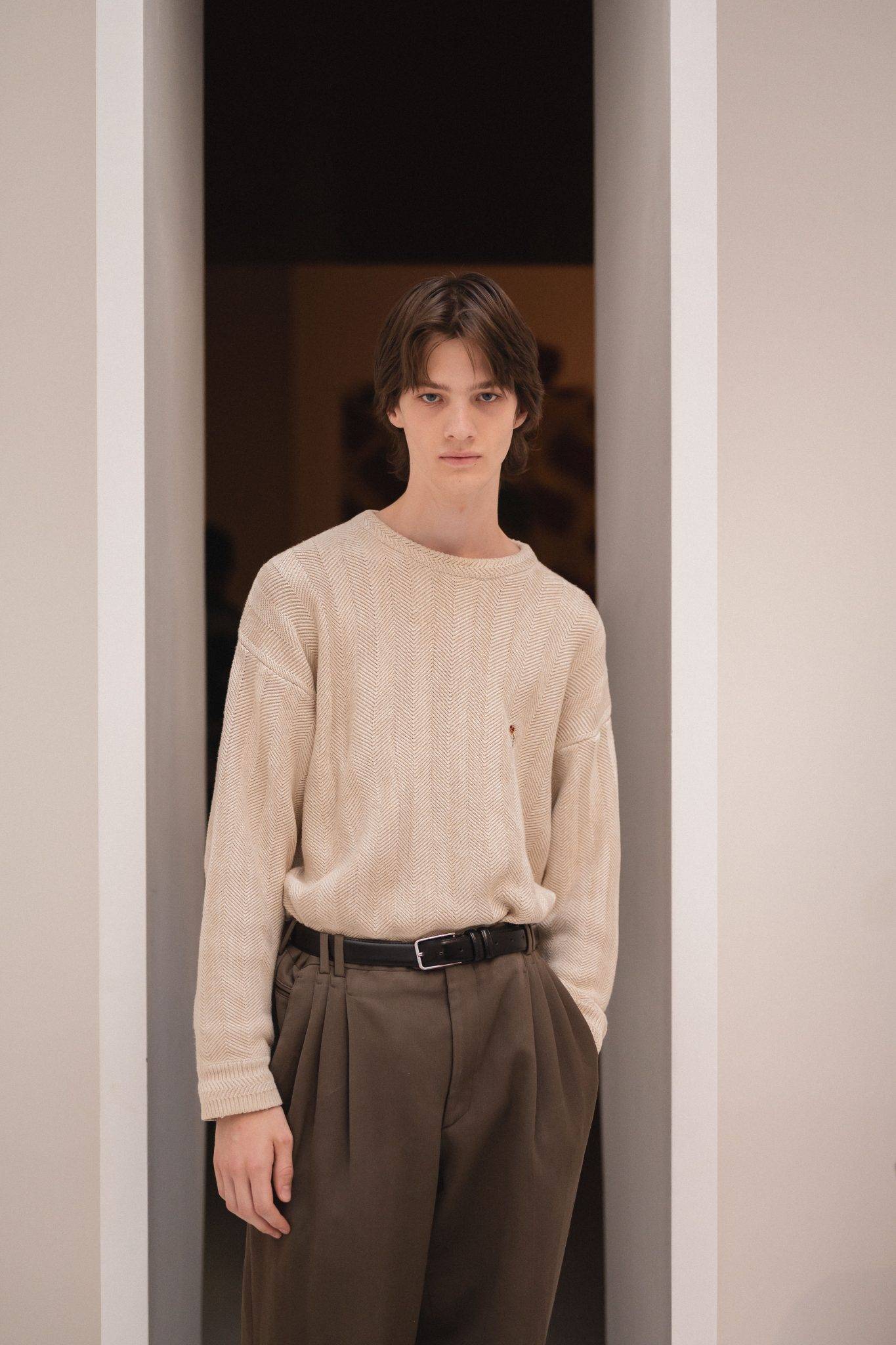  - OUTRO : Enzo Dal Mas présente sa collection de fin d’études chez Pierre Augustin Rose