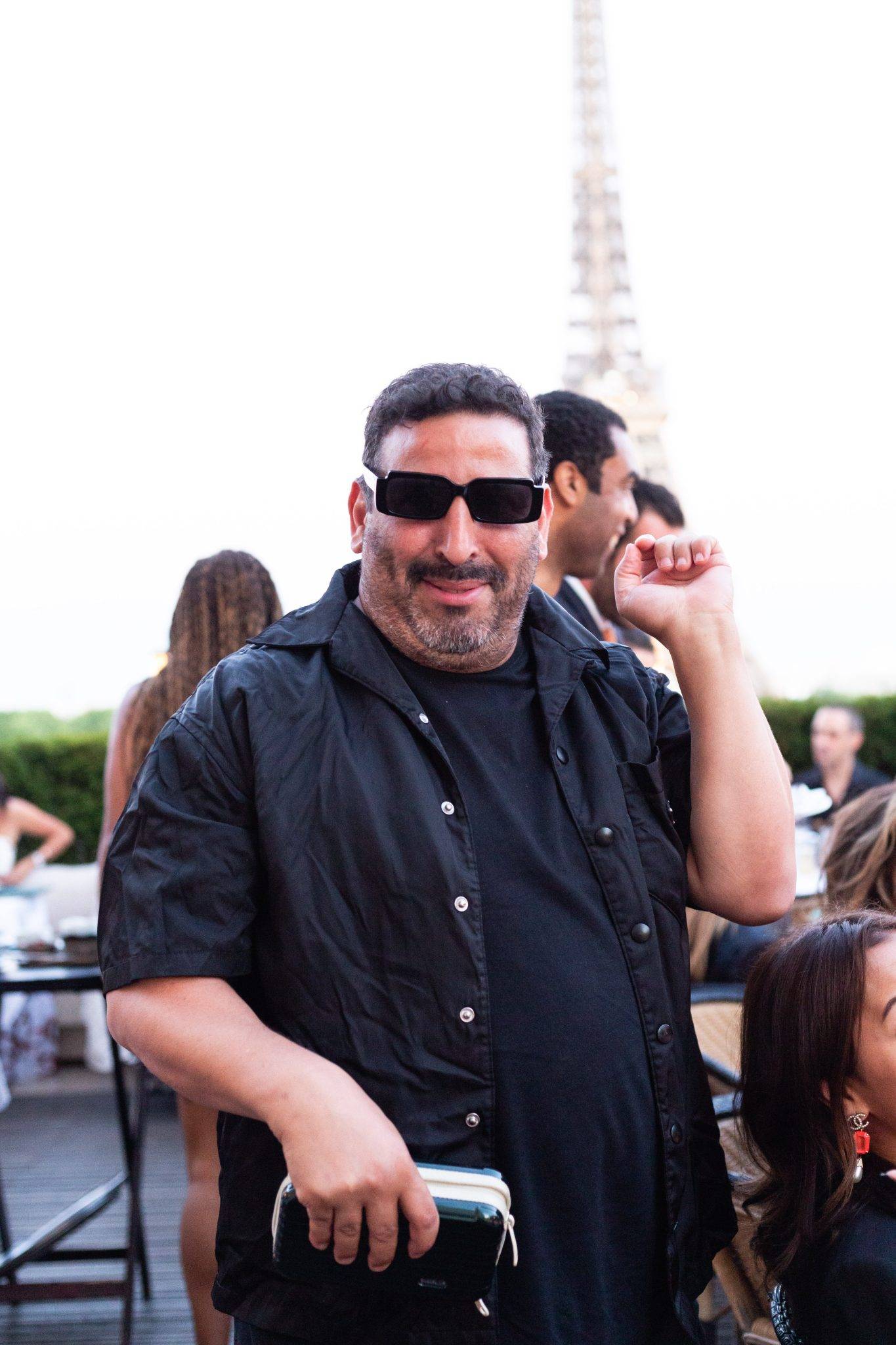  - “Soleil Noir”: Leslie Amon celebrates her summer  collection