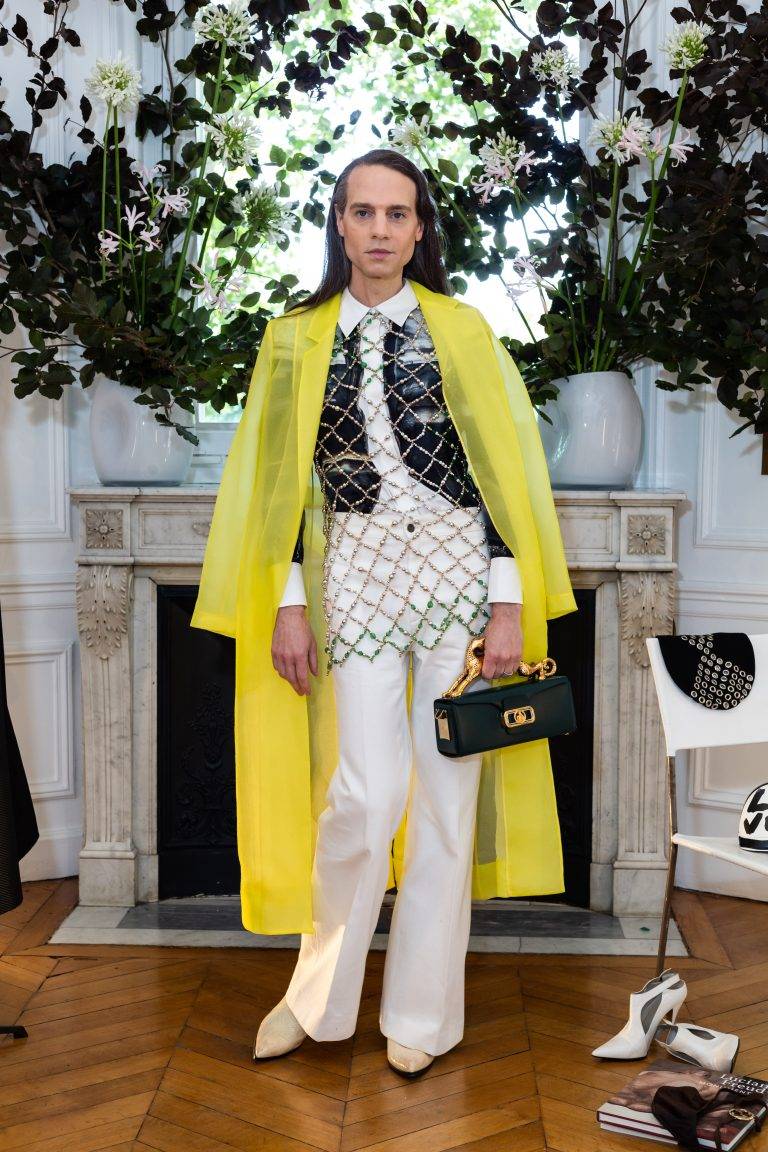  - « Behind the Seams » : Alex Fury expose pour la première fois sa collection mode chez Re-See