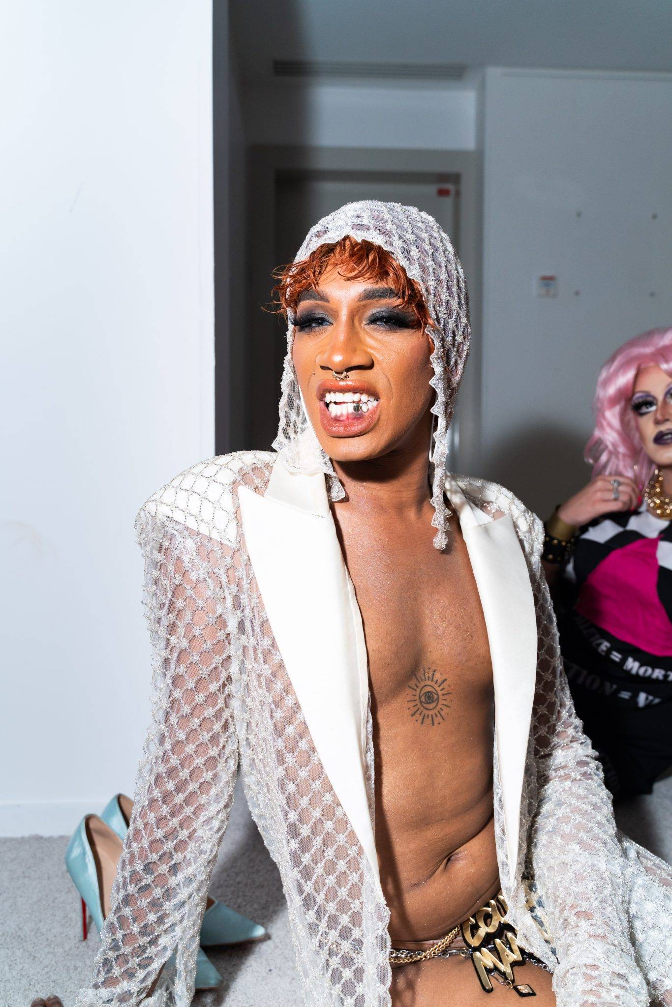  - Jean-Paul Gaultier et le cast de Drag Race France célèbrent la vie au Dîner de la mode du Sidaction