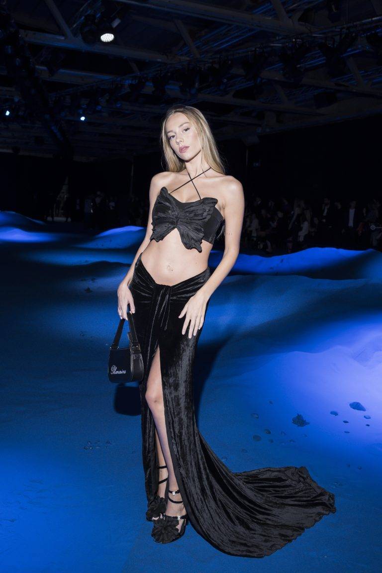  - Le sirene gotiche sfilano da Blumarine