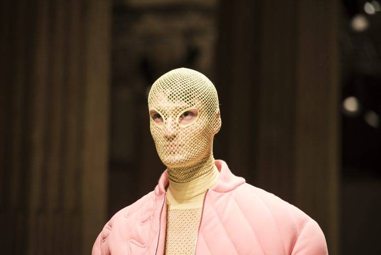 Gli alieni sexy di GCDS atterrano su Milano per la SS 23