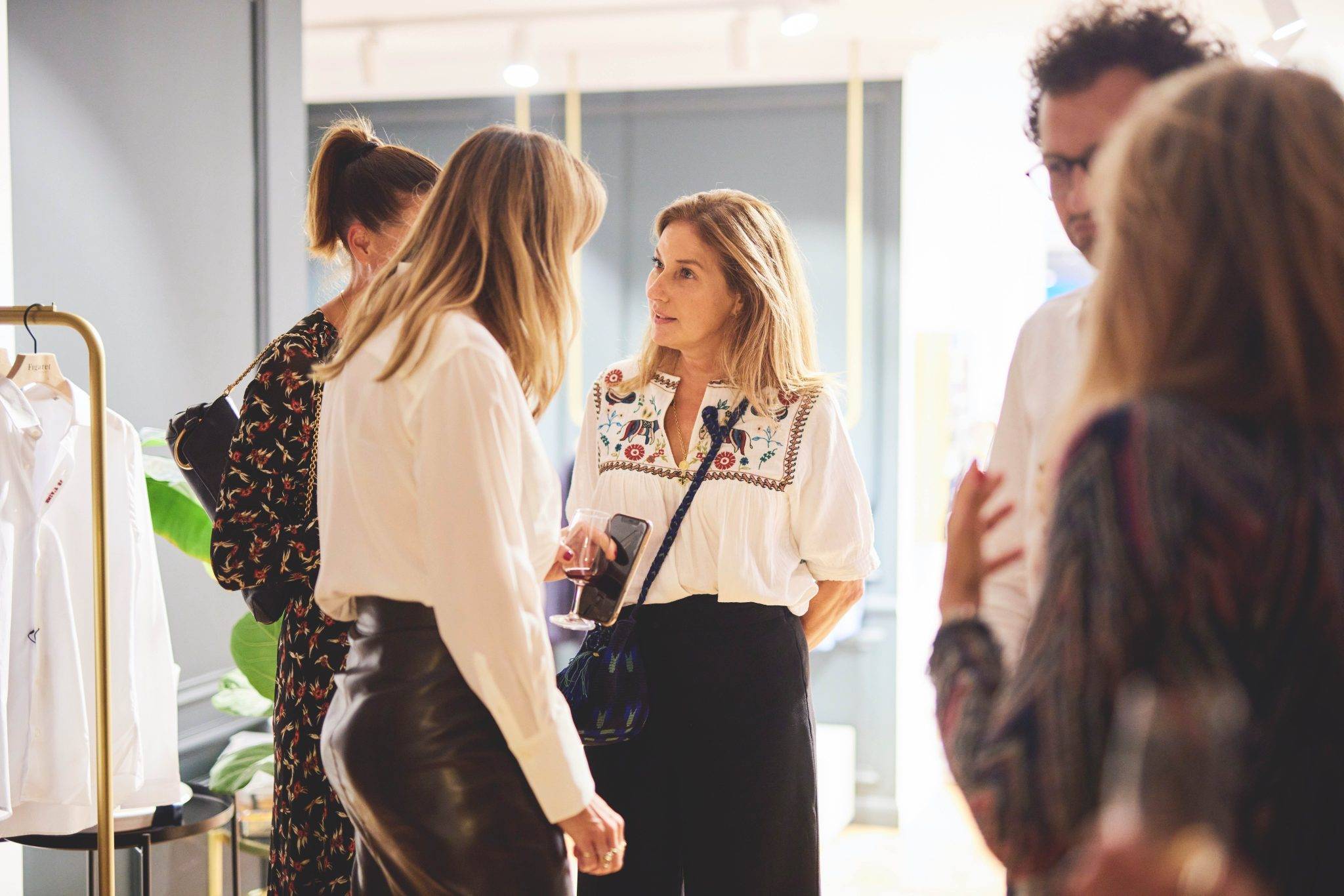  - Figaret celebrates men style over literary dinners