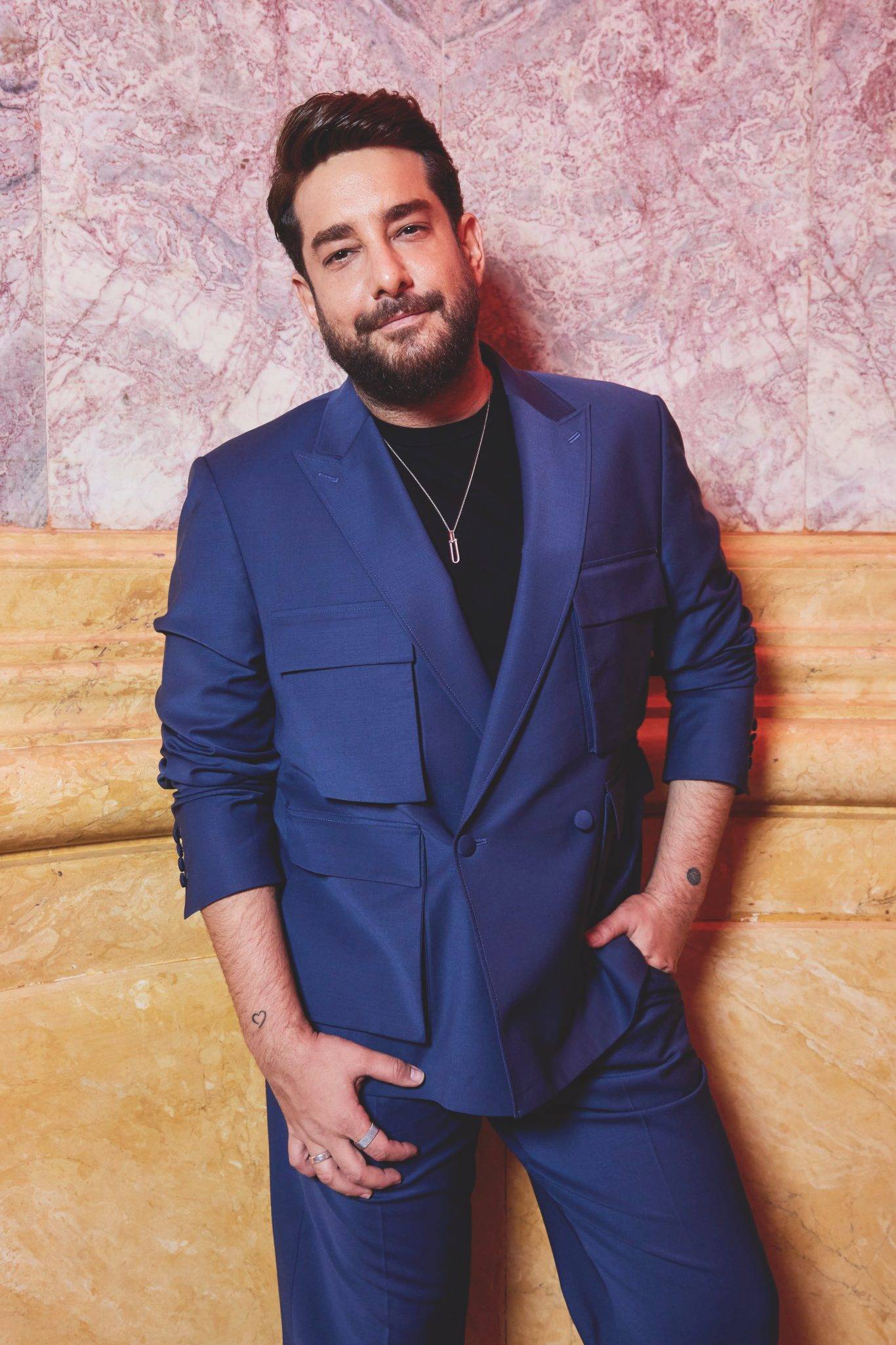  - La Nuit est Belle With Lancôme