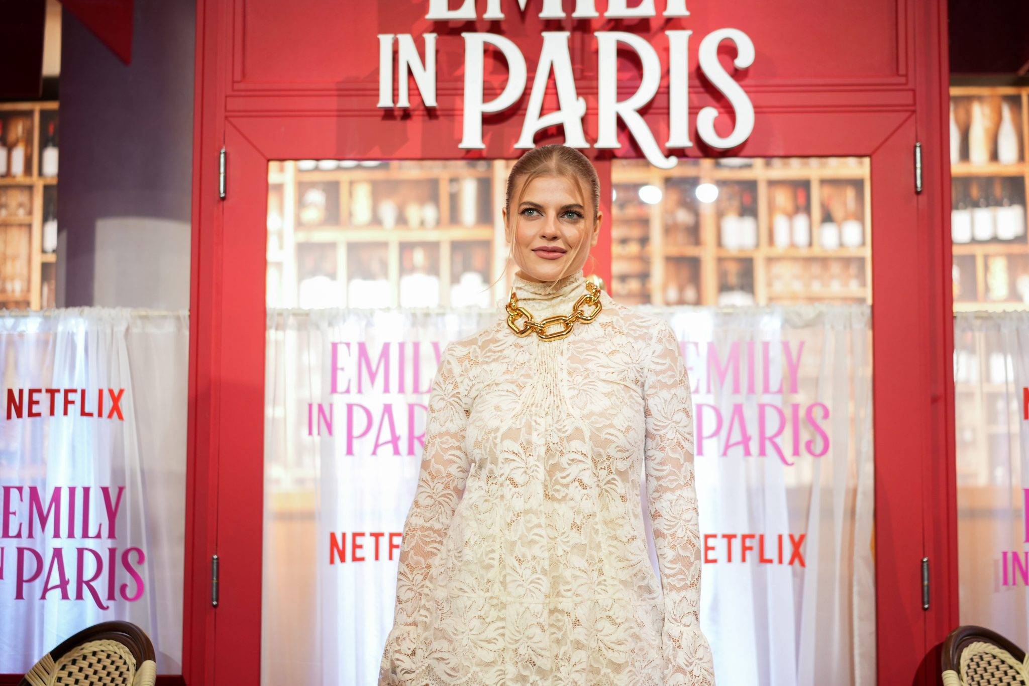  - Emily Is Back In Paris