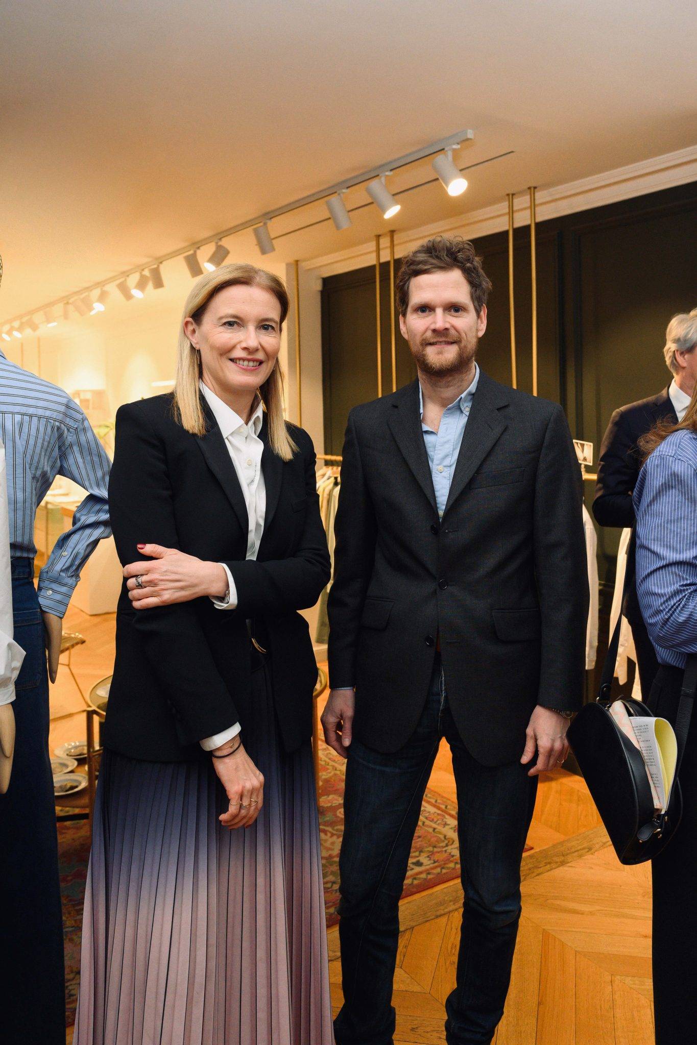  - Figaret Expands its Literary Circle