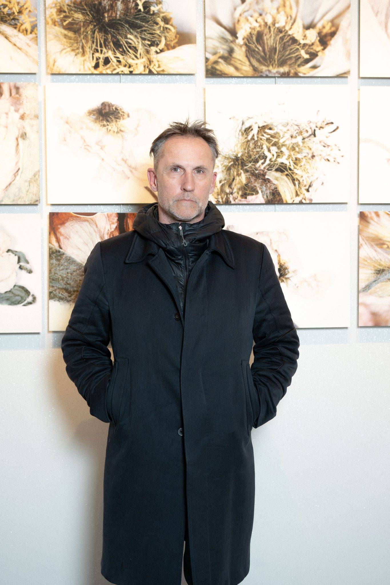  - 37.2 expose le sublime travail d’Inès Dieleman sur les fleurs