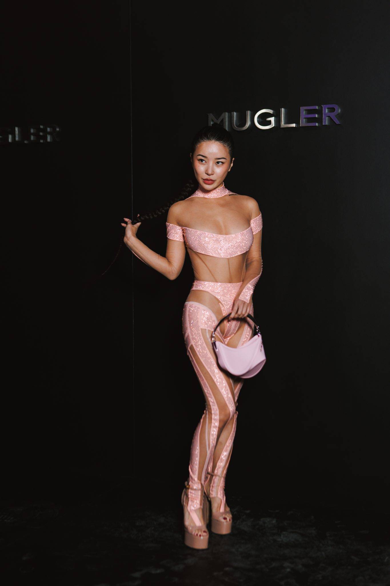  - Mugler célèbre sa nouvelle Angel, Hunter Schafer