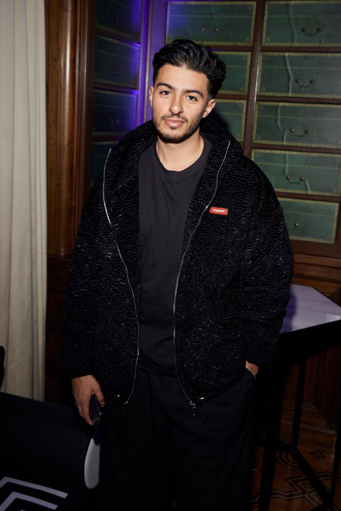  - Les menottes de Dinh Van célèbrent le printemps en couleurs