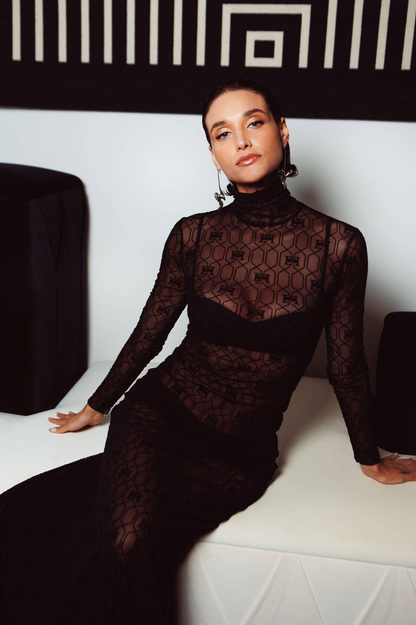  - Villa AH Welcomes Netflix Star Débora Nascimento for Gilded evening