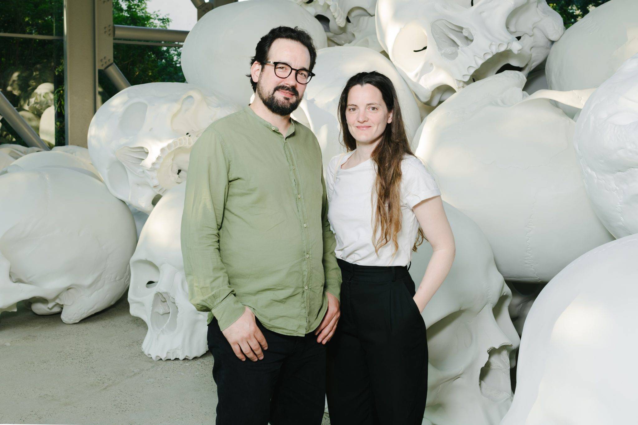  - Ron Mueck’s Monumental Work Exhibited at the Fondation Cartier