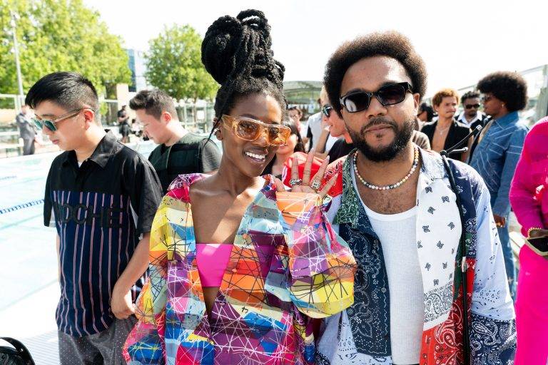  - La douceur estivale du défilé Koché sur les bords de Seine