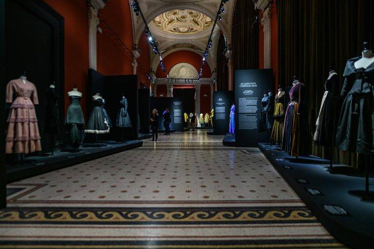 L’exposition hommage à Azzedine Alaïa au Palais Galliera