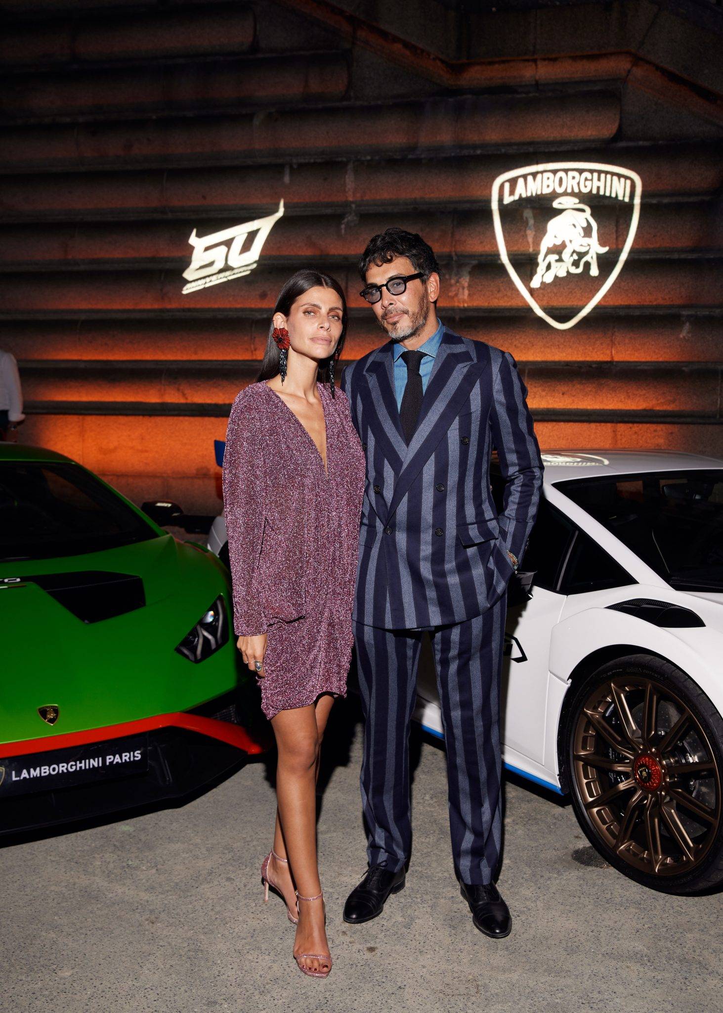  - Les bolides de Lamborghini embarquent la mode dans un défilé prodigieux