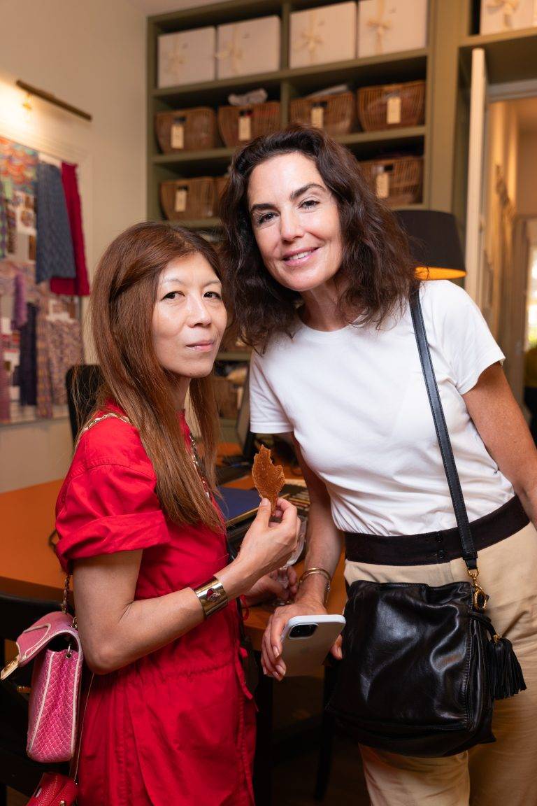  - La maille précieuse et enveloppante de Molli célébrée à Paris