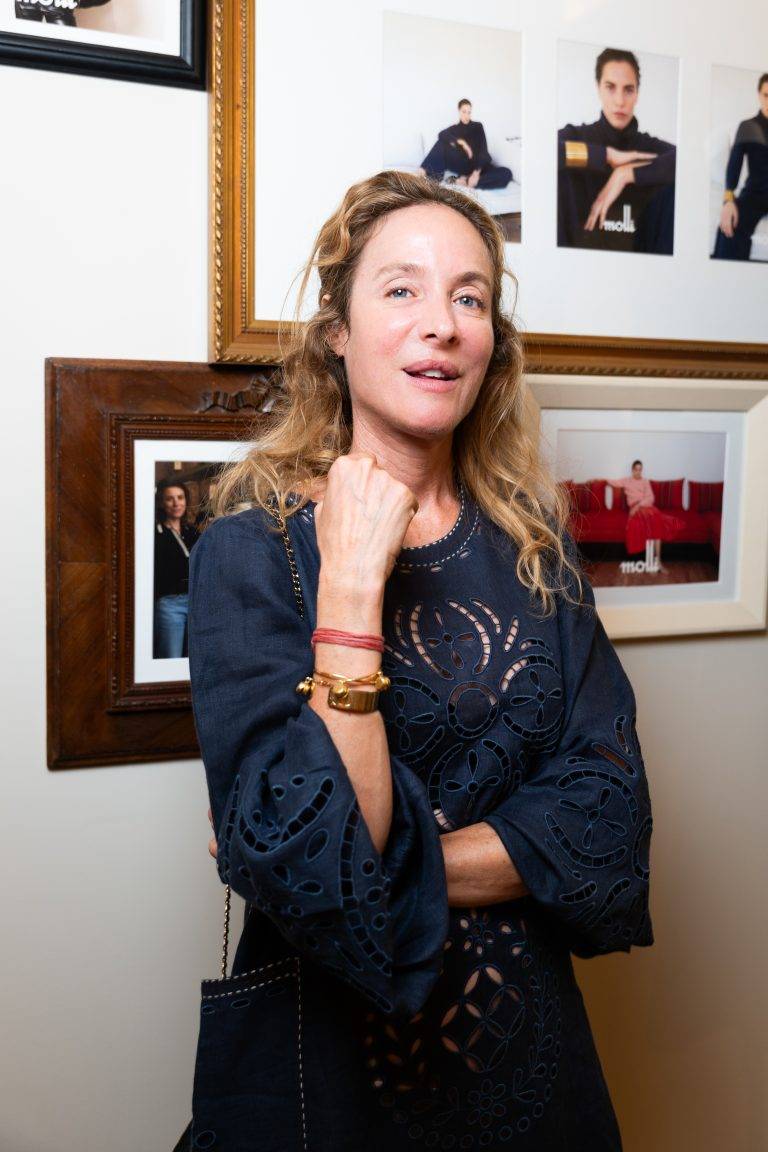  - La maille précieuse et enveloppante de Molli célébrée à Paris