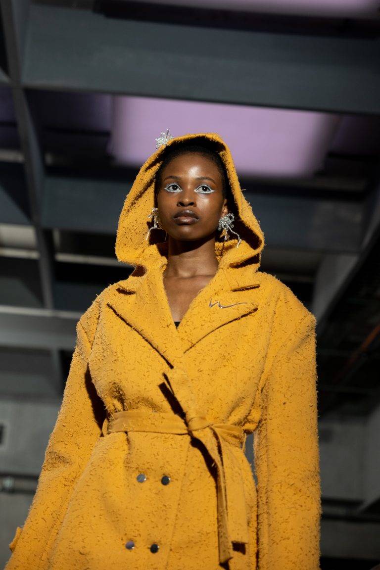 Weinsanto inaugure la Fashion Week parisienne avec fougue