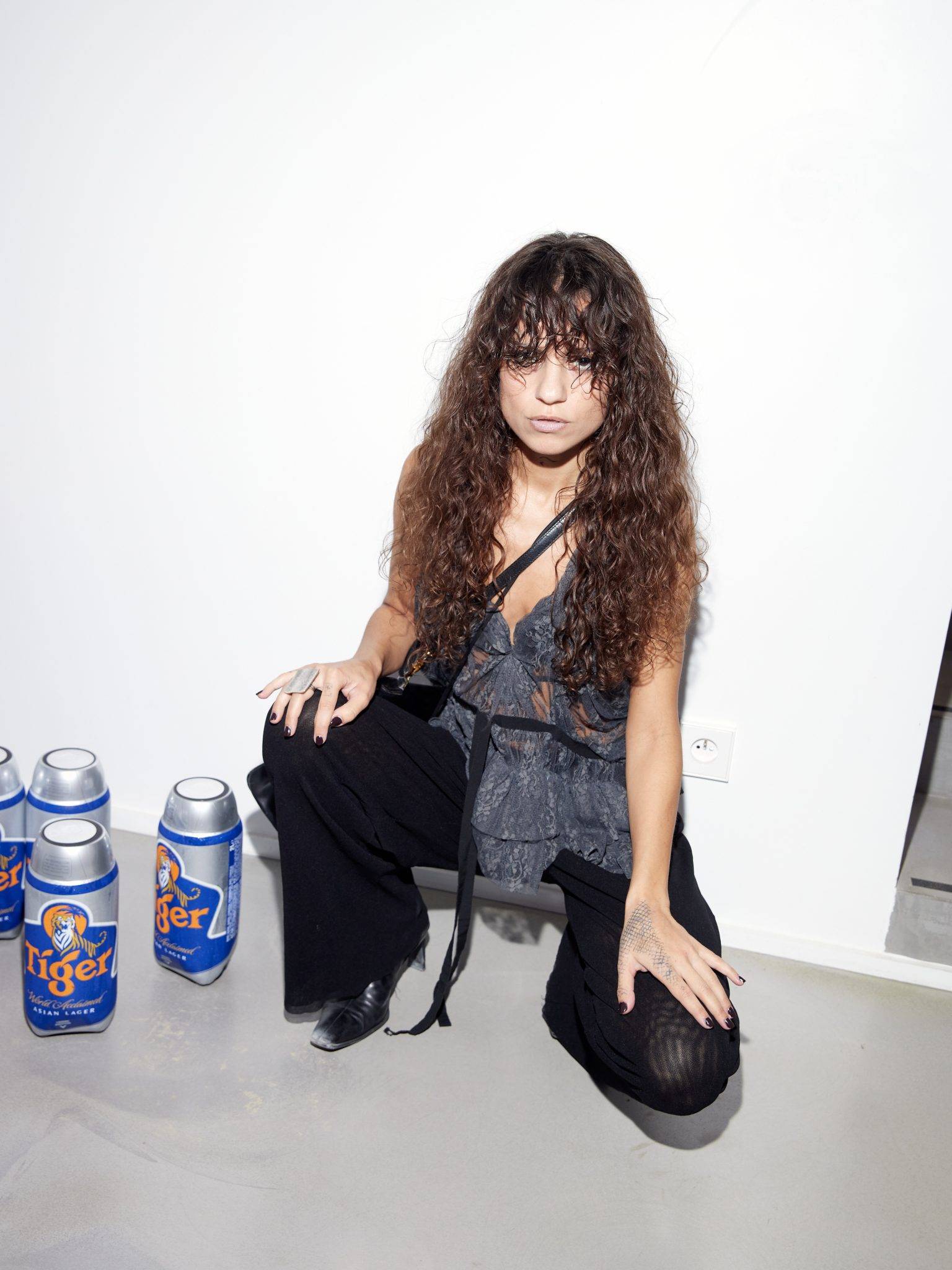  - Izzy Du débarque dans la capitale de la mode