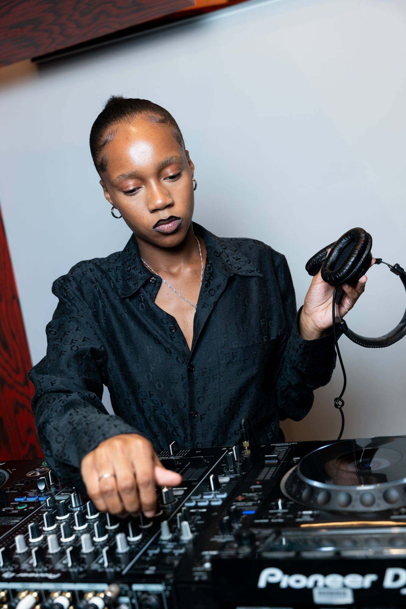  - Mattel Creations présente la collaboration Off-White x Monster High