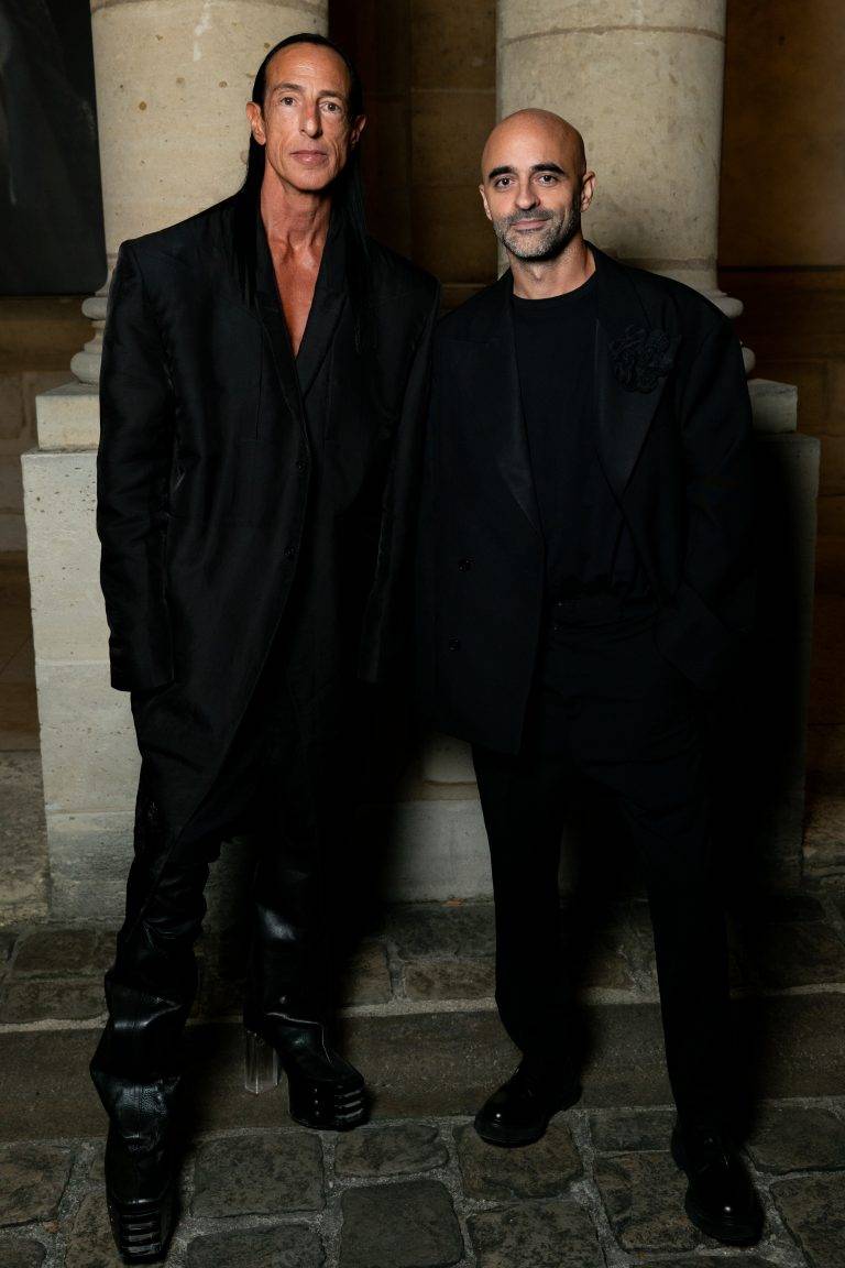  - SSENSE célèbre son vingtième anniversaire au Musée des Archives Nationales pendant la Fashion Week de Paris