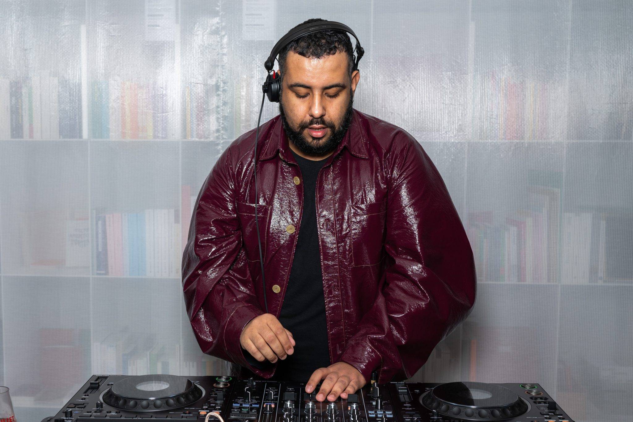  - L’univers immersif de Josèfa Ntjam présenté à la Fondation Pernod Ricard