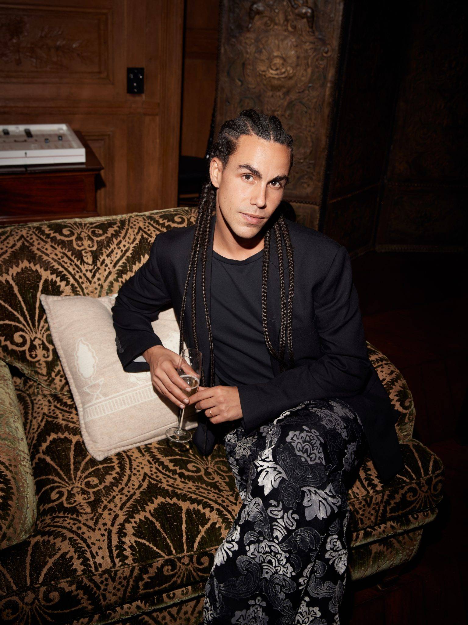  - Cartier Celebrates Dance with the Unveiling of the New “C” Bag