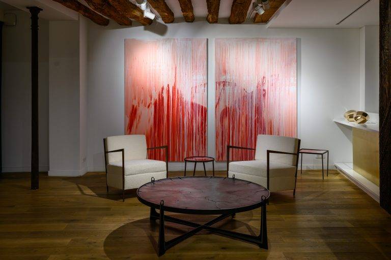 Exposition Mouvements à la Galerie Negropontes, une célébration de la métamorphose artistique