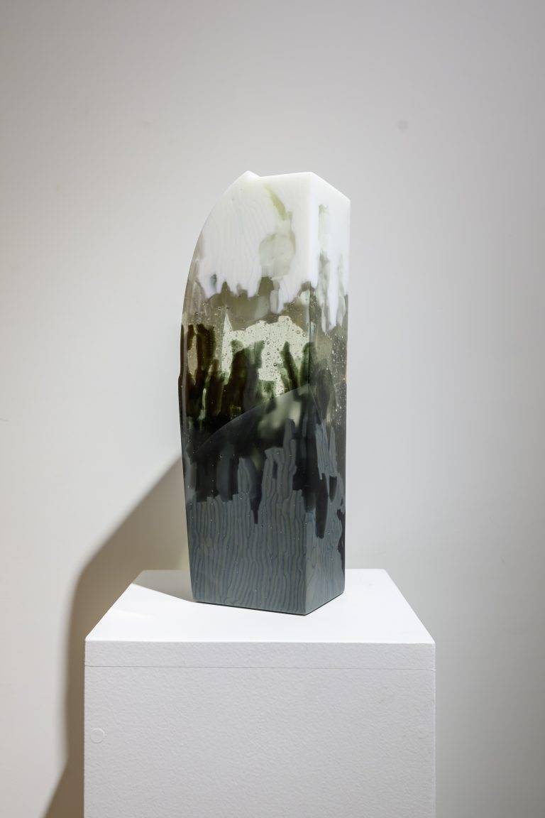 Exposition Mouvements à la Galerie Negropontes, une célébration de la métamorphose artistique