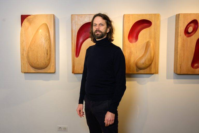  - Exposition Mouvements à la Galerie Negropontes, une célébration de la métamorphose artistique