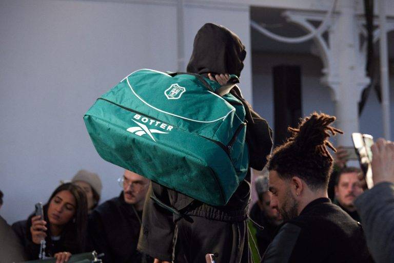 BOTTER nous plonge au cœur de leur univers avec “Dark Waters”